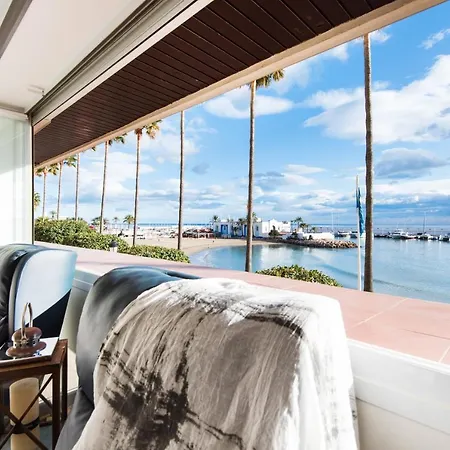 Front Apartment-1st Line