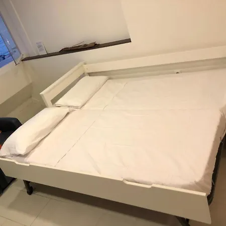 Front Apartment-1st Line