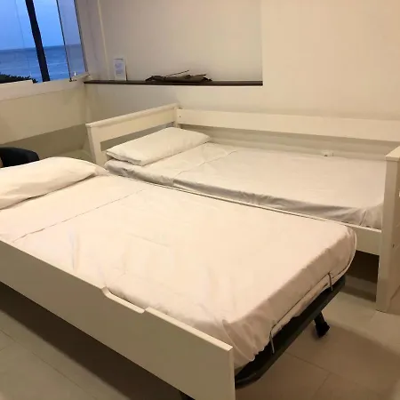 شقة Front Apartment-1st Line